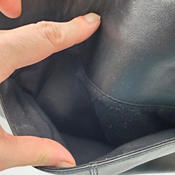 Etienne Aigner Black Genuine Leather Shoulder Bag Gold Hardware Tote Womens - Picture 5 of 8